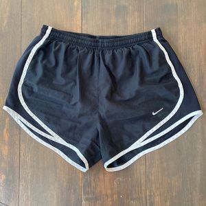 Women’s Dri-Fit Nike Tempo Running Shorts